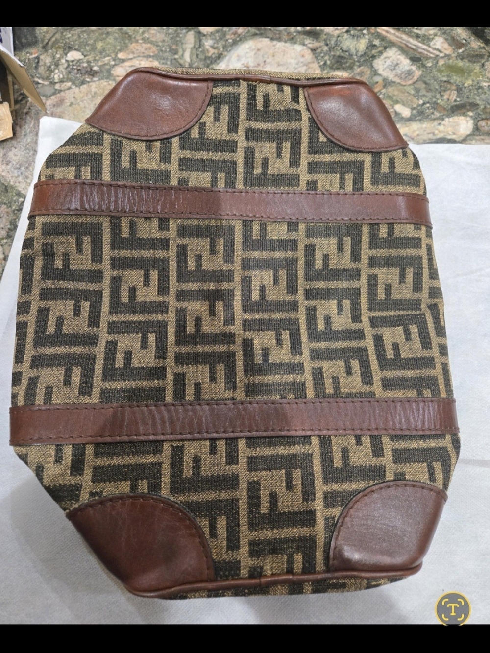 Authentic Fendi Zucca FF Monogram Canvas & Leather Boston Bag – Vintage - Picture 15 of 16